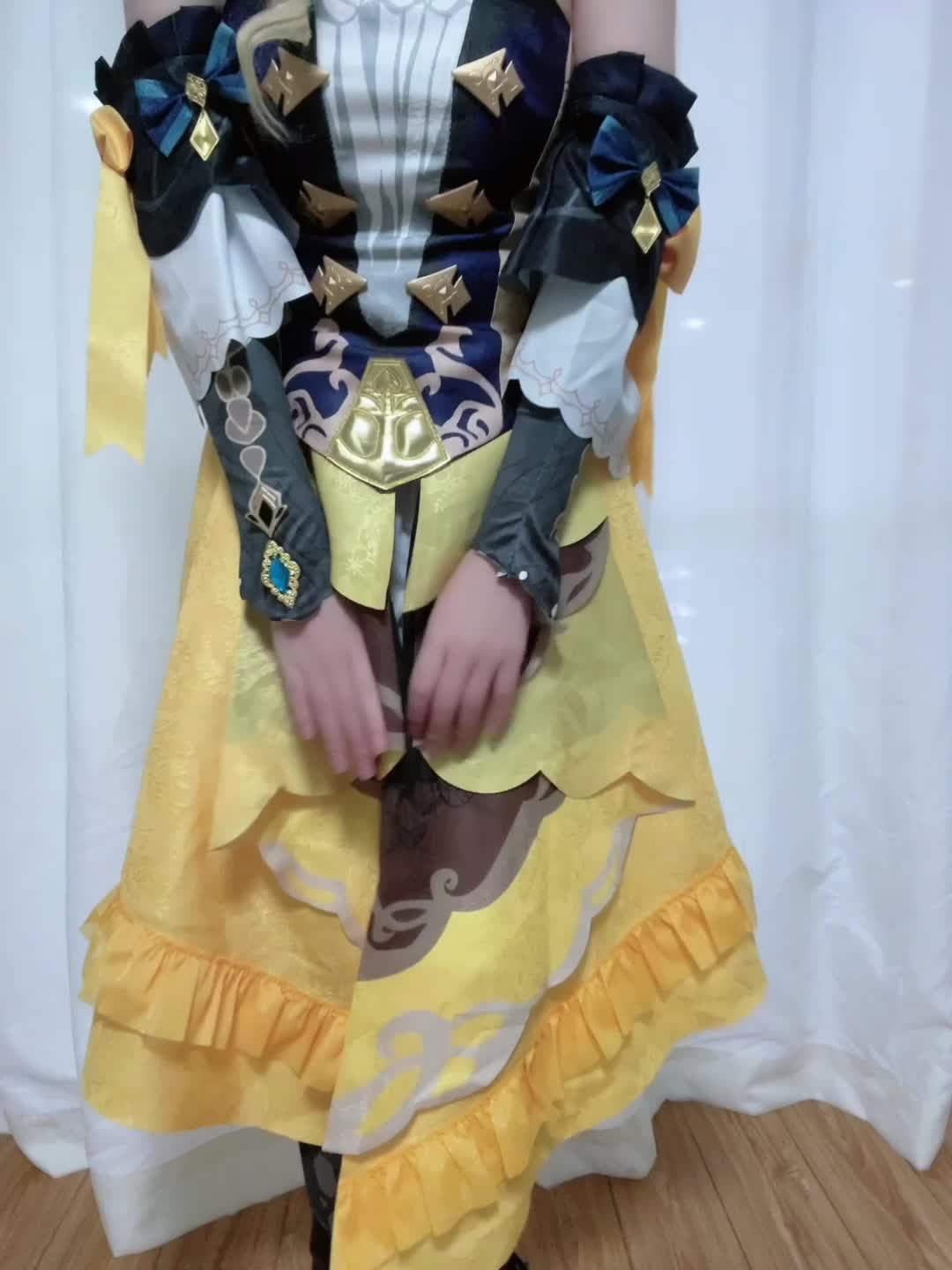 原神 娜维娅 秀足 自慰 模拟腿交