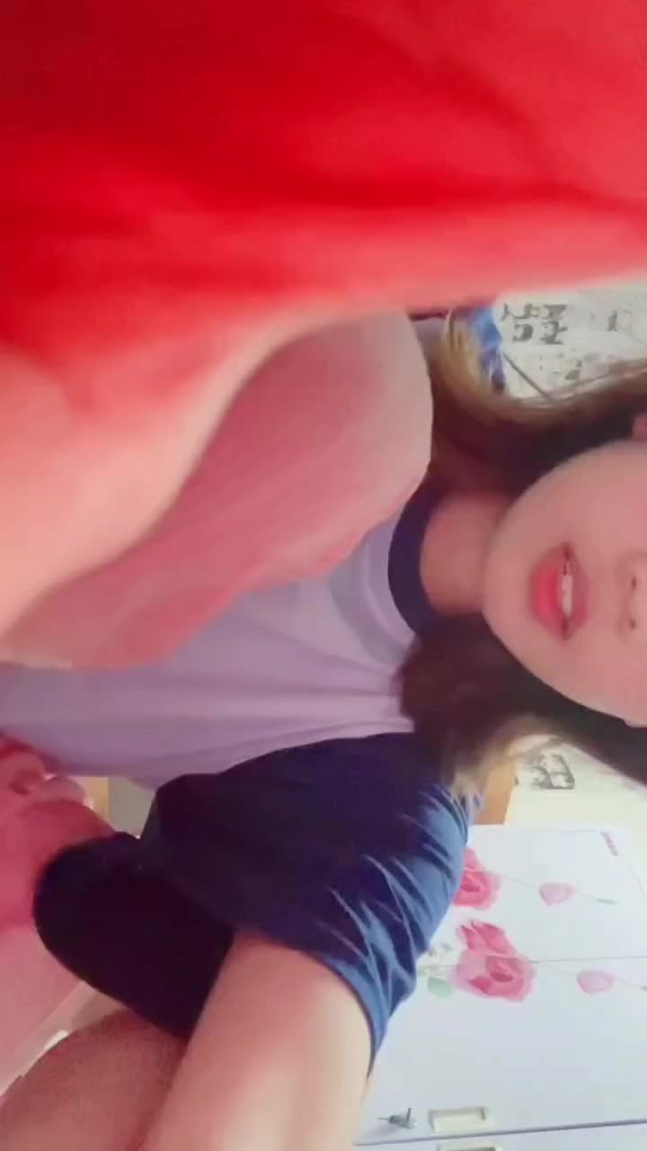 小妍my 抖音网红 裸足 秀足 舔脚 大尺度宅舞