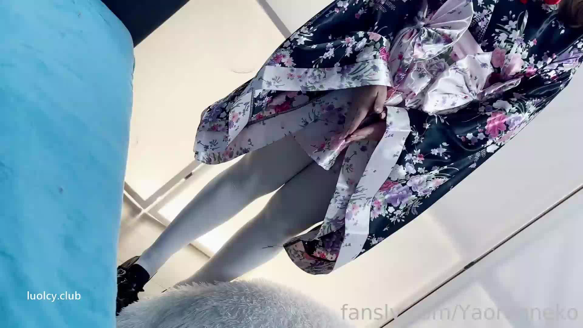 和服 厚白丝 小皮鞋 足交 鞋交 打飞机 口交