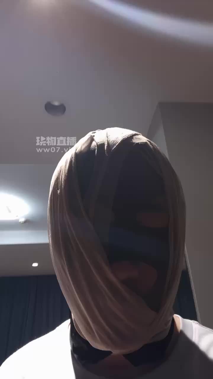 佳佳s 丝足 裸足 lo鞋 高跟 调教 羞辱 舔脚 隔内裤 足交 打飞机