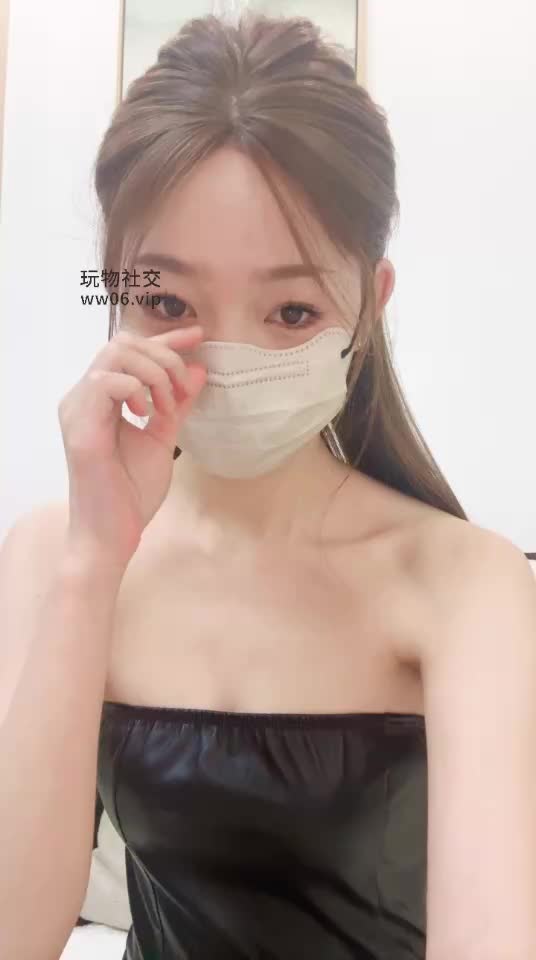 高跟 裸足 舔脚 舔鞋 调教 隔内裤 足交