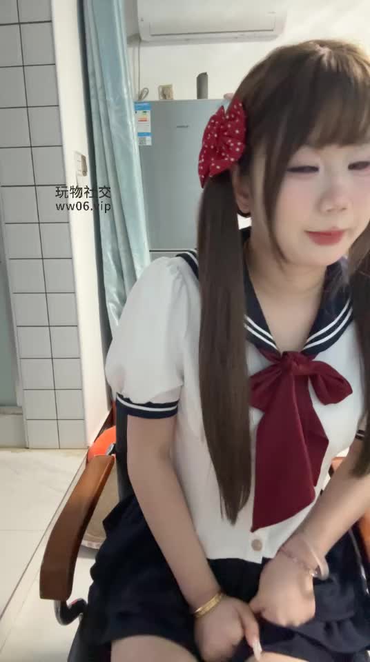 双马尾 黑过膝袜 厚白丝 制服鞋 lo鞋 中指 羞辱 撸管指挥 拍手控速 红绿灯 倒计时 盯