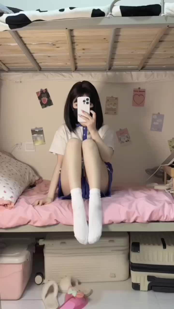 jk 睡衣 白袜 搓脚 秀足 近距离拍摄