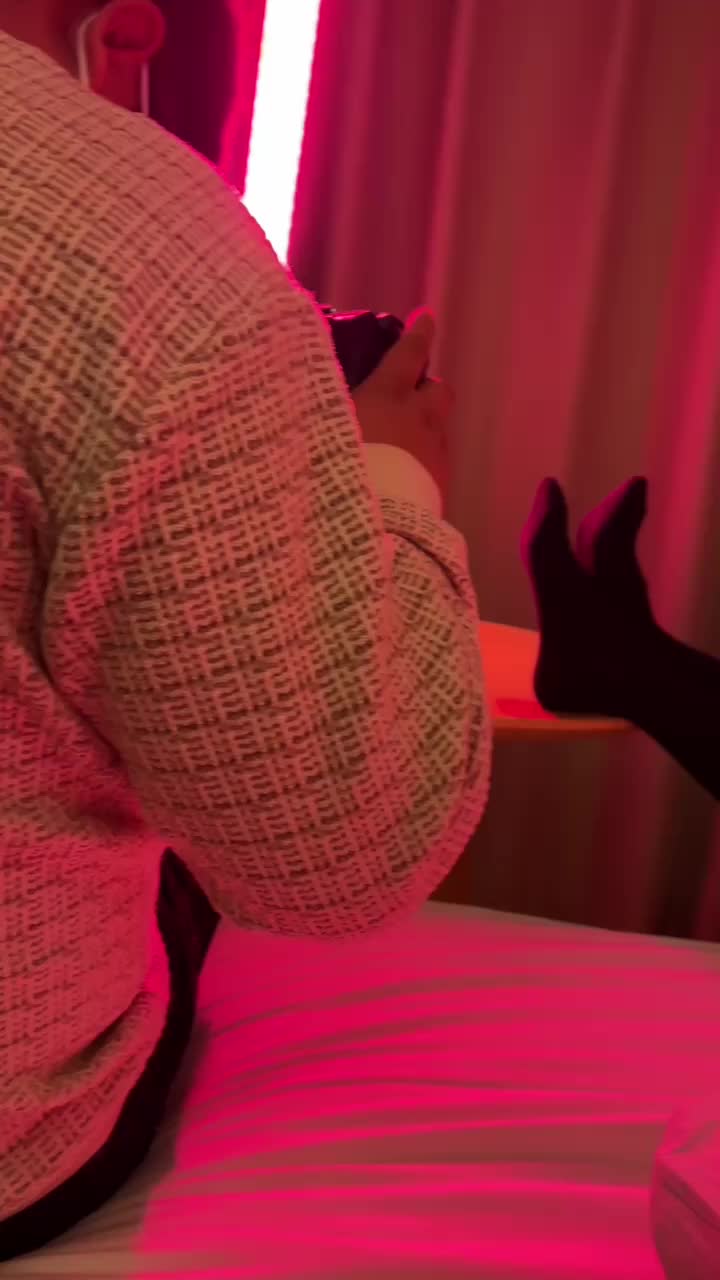 jk 萌妹 黑袜 白袜 小腿袜 裸足 写真 玩脚 tk 挠脚心